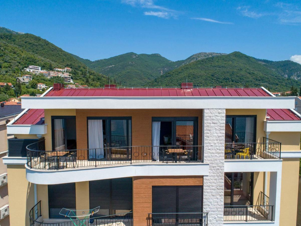 Sealine Apartments A1 Тиват Екстериор снимка